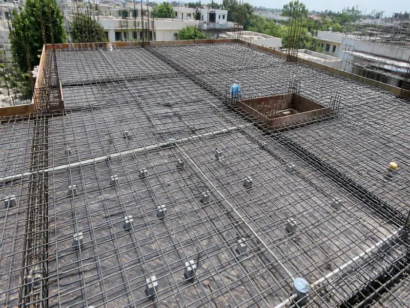 Steel mesh reinforcement layout for a 1000 sq ft roof slab casting